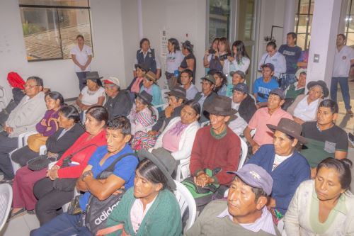 Usuarios de Pensión 65 de nueve distritos de Ayacucho y Cusco serán operados gratuitamente de cataratas.