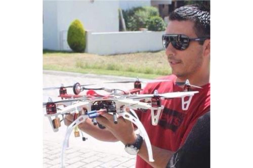 Omar Bernardo Fuentes Osorio, de nacionalidad mexicana, publicó en sus redes sociales las fotos que hizo con dron.