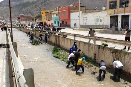 Como parte de la estrategia Perú Limpio, y en alianza con las municipalidades, se organizaron jornadas de limpieza de los ríos Collana, Huantay y Tarma.