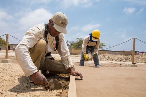 En el plan de mantenimiento de Chan Chan intervienen 34 personas, entre arqueólogos, conservadores y auxiliares.