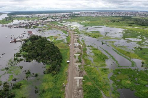 El Ministerio de Transportes y Comunicaciones impulsa la integración de las regiones de la Amazonía.