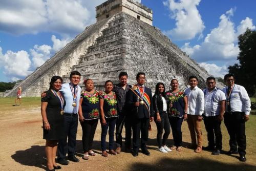 Los alcaldes de Tinum, Natalia Mis Mex, y de Machu Picchu, Darwin Baca León, suscribieron acuerdo para intercambiar experiencias en gestión y promocionar el turismo.