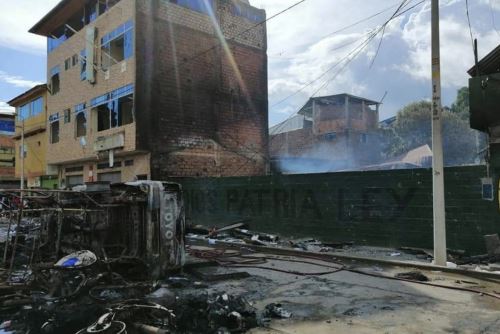 Enardecida turba ocasionó cuantiosos daños por incendiar la comisaría de San Lorenzo (Loreto).