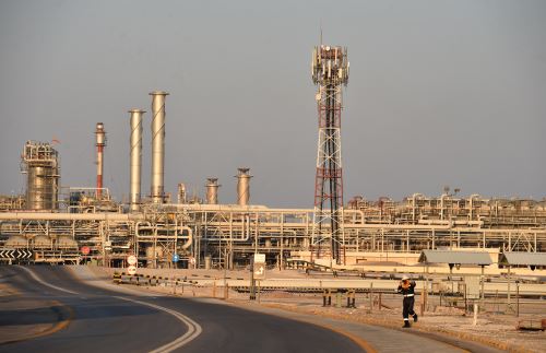 Esta es ka planta de procesamiento de petróleo Abqaiq de Saudi Aramco.