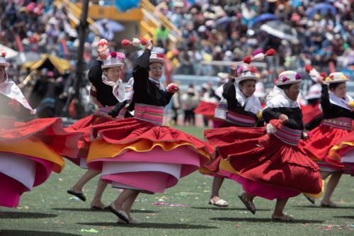 Virgen De La Candelaria Hoy Empieza La Fiesta Más Apoteósica Del Sur Peruano Altavoz 