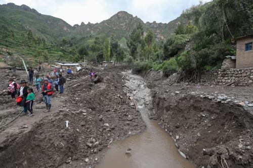 El huaico que cayó en el centro poblado de Cocas (Ayacucho) arrasó 67 viviendas y locales públicos.