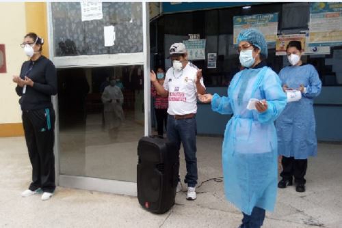 Coronavirus Personal De Hospital La Caleta Ora Por Trabajadores Contagiados Video Noticias Agencia Peruana De Noticias Andina