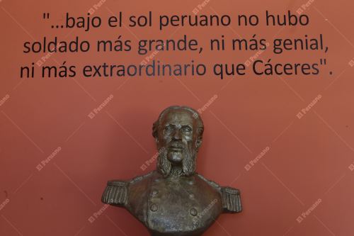 Huancayo 21 febrero 2015 / Busto de Andrés Avelino Cáceres en el Museo Casa Histórica Campaña de la Breña.
