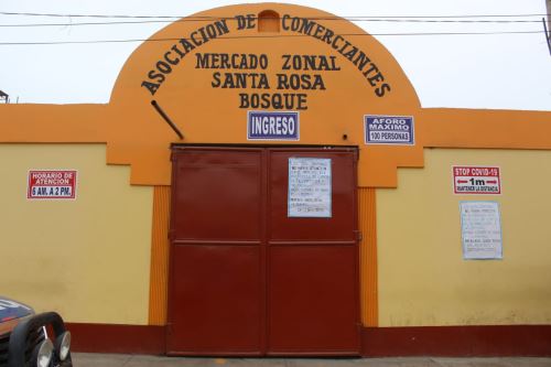 Para proteger a los comerciantes y usuarios, se efectuó una jornada de limpieza en los mercados de Trujillo.