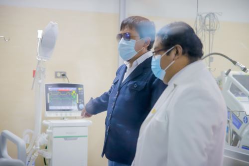 El gobernador de Arequipa, Elmer Cáceres, informó que se encuentra en proceso la adquisición de equipos médicos para el Hospital Goyeneche.