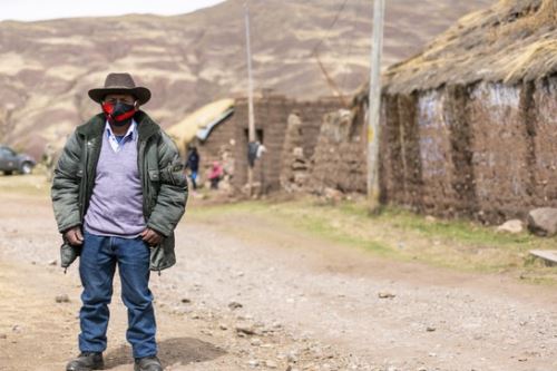 Abilio Ramos Taipe (58) es criador de alpacas en las alturas de la región Ayacucho.