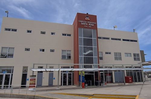 Tacna: control en la frontera Perú-Chile inicia atención las 24 horas ...