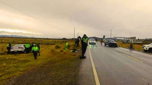 Carretera Central: Choque De Vehículos Deja Dos Muertos Y Tres Heridos ...