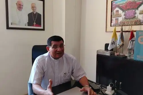 Director de la Oficina de Prensa y Comunicación de la Diócesis de Chiclayo, párroco Fidel Purisaca Vigil. Foto: Cortesía Silvia Depaz.