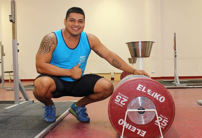 Entrevista a Hernán Viera, campeón peruano de levantamiento de pesas.