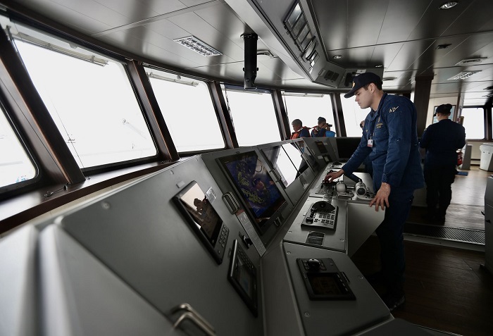 La Agencia Andina navega en el BAP Carrasco, monitoreando el FEN
