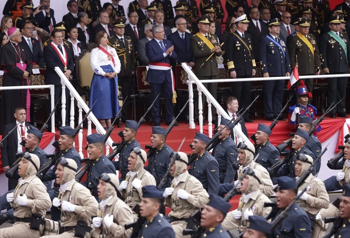 Gran Parada y Desfile Cívico Militar