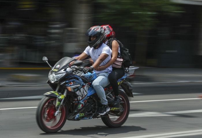 Independencia prohíbe circulación de motos lineales con dos pasajeros