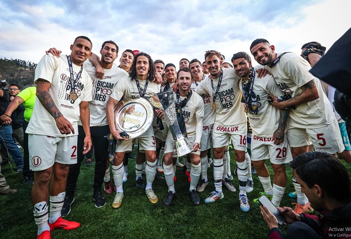 Universitario se consagra campeón nacional en su centenario