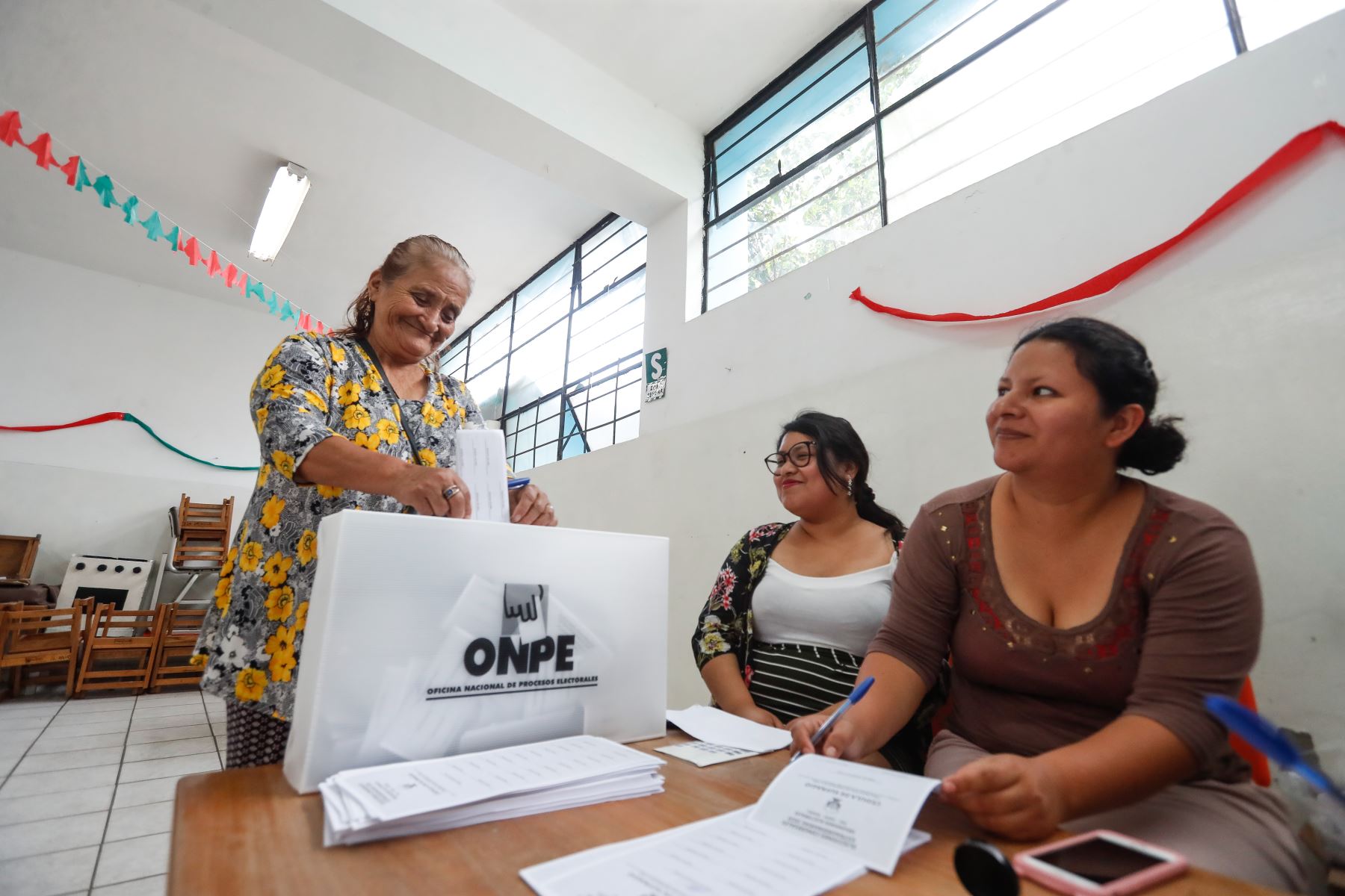 Elecciones internas de partidos políticos con miras a comicios 2026