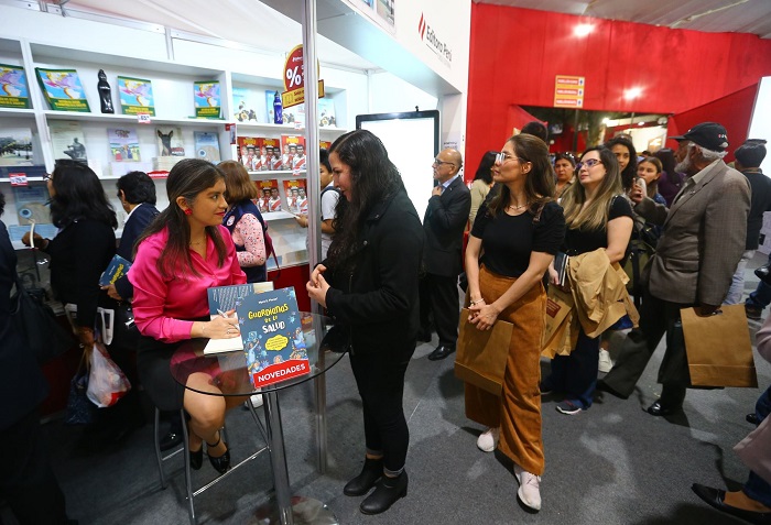 ¿Por qué apostar por los libros hoy en día, en tiempos de Internet y redes sociales?