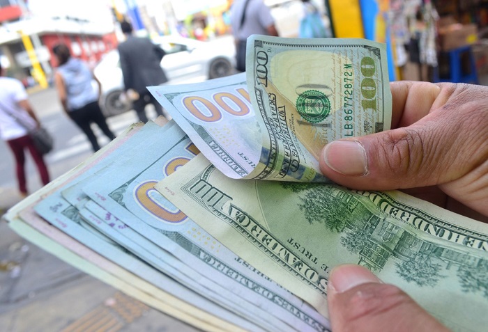 ¿El dólar, por qué sigue cayendo en noviembre?