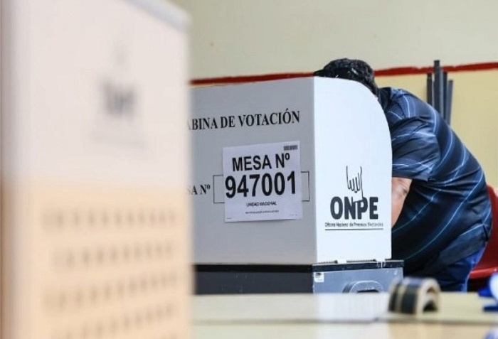 Elecciones 2026: entrega de credenciales a miembros de mesa
