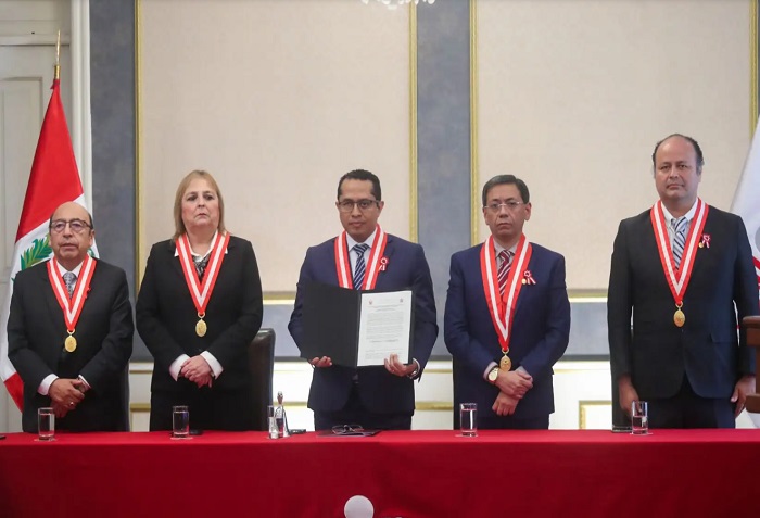 JNE ofrece conferencia de prensa tras proclamar a Keiko Fujimori como presidenta de la República