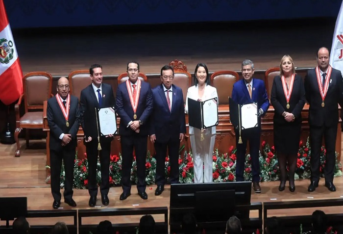 Keiko Fujimori: JNE entrega credenciales a presidenta electa de la República