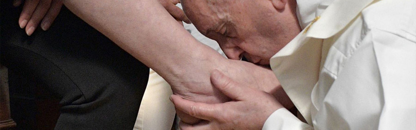 Los gestos de humildad del Papa Francisco