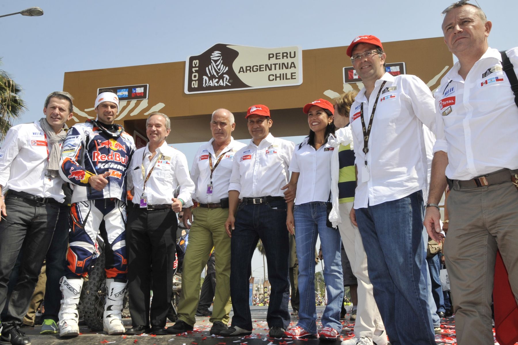 LIMA, DICIEMBRE 05. Presidente de la República Ollanta Humala, participó en la partida oficial del Rally Dakar edición 2013. Foto: ANDINA/Prensa Presidencia