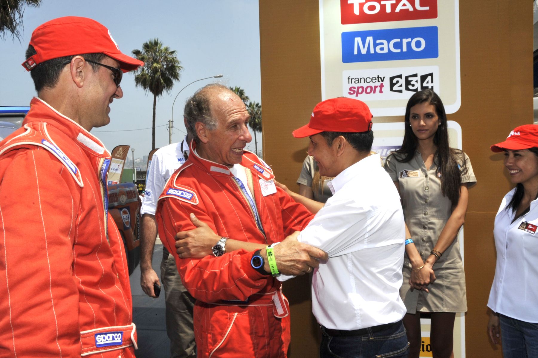 LIMA, DICIEMBRE 05. Presidente de la República Ollanta Humala, participó en la partida oficial del Rally Dakar edición 2013. Foto: ANDINA/Prensa Presidencia
