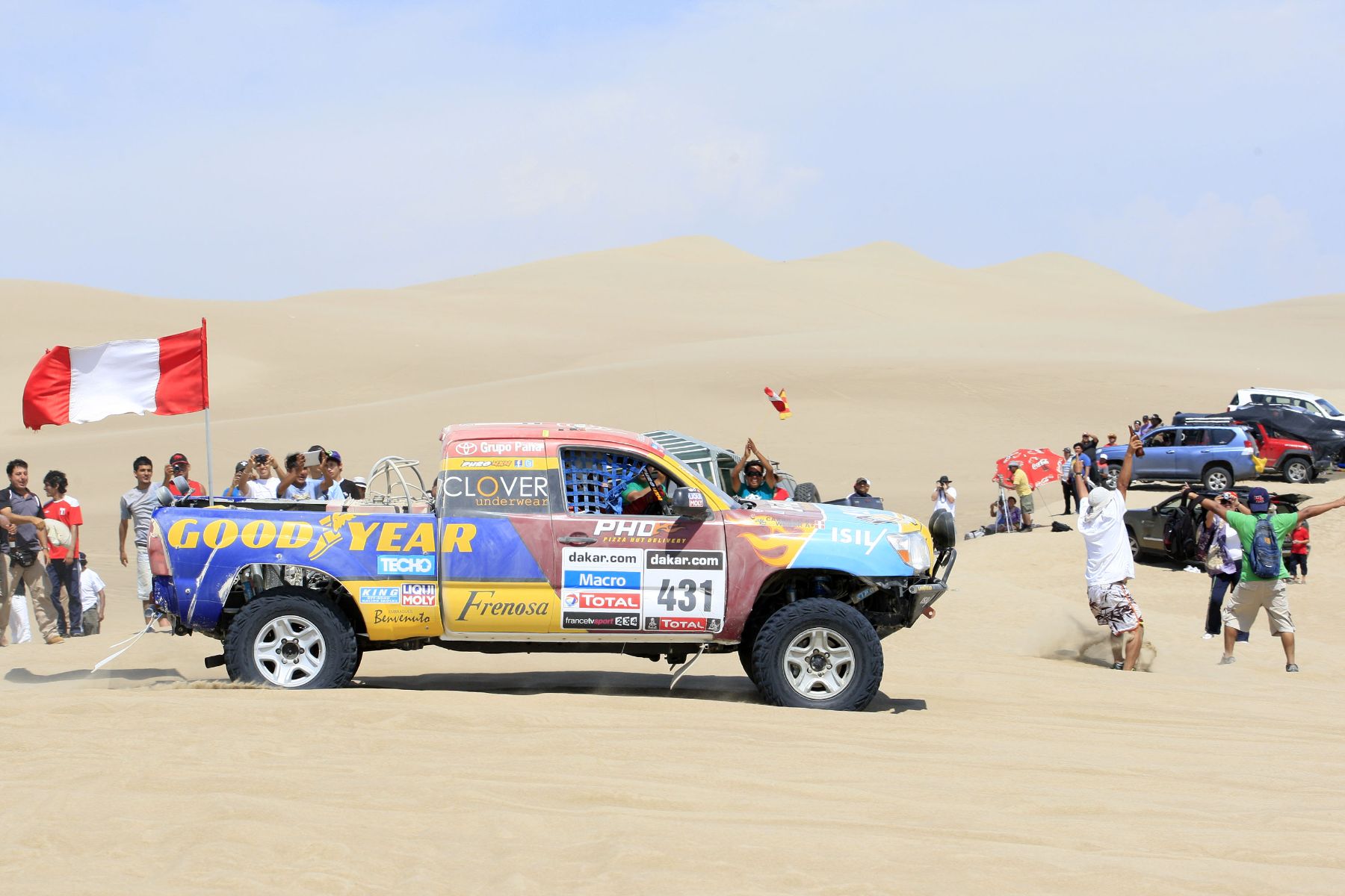 PISCO, PERÚ - ENERO 06. Rally Dakar segunda etapa en la ciudad de Pisco 2013.Foto: ANDINA/Carlos Lezama