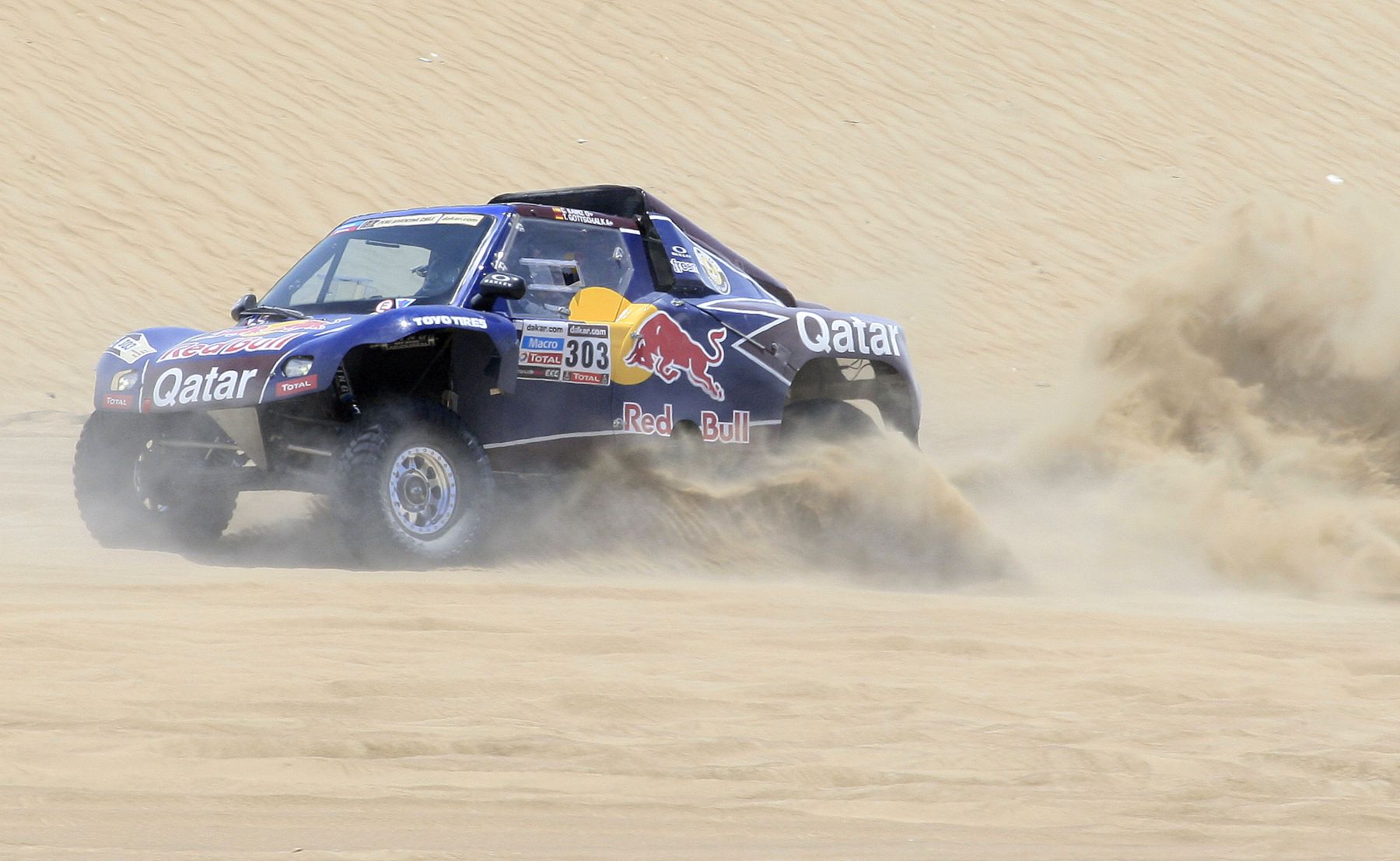 PISCO, PERÚ - ENERO 06. Rally Dakar segunda etapa en la ciudad de Pisco 2013.Foto: ANDINA/Carlos Lezama