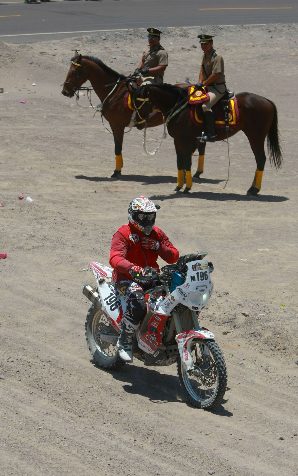 NASCA, PERÚ - ENERO 07. Rally Dakar Tercera etapa en la ciudad de Nasca 2013.Foto: ANDINA/Jack Ramón