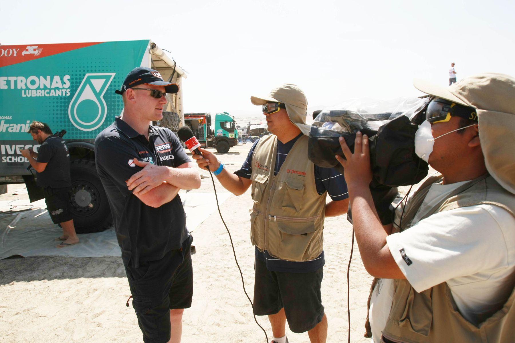 NASCA, PERÚ - ENERO 08. Entrevista al piloto holandes, Gerard de Rooy que participan en el Rally Dakar  2013.Foto: ANDINA/Jack Ramón