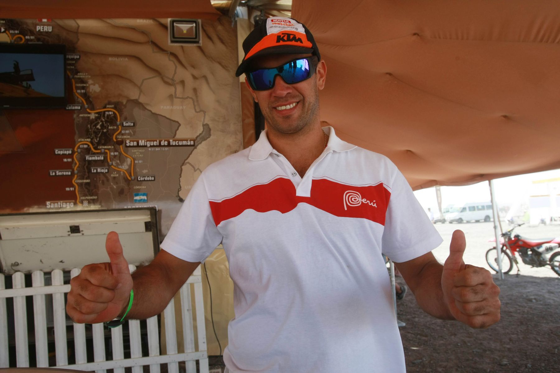 NASCA, PERÚ - ENERO 08. Entrevista al motociclista peruano,Felipe Rios que participan en el Rally Dakar  2013.Foto: ANDINA/Jack Ramón