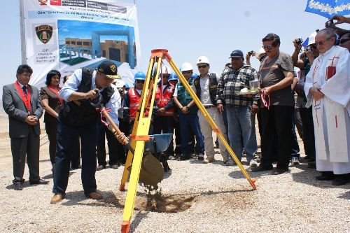 CHINCHA, PERÚ-08. Colocación de la primera piedra del establecimiento penitenciario de Chincha, en Ica. Foto: Inpe.