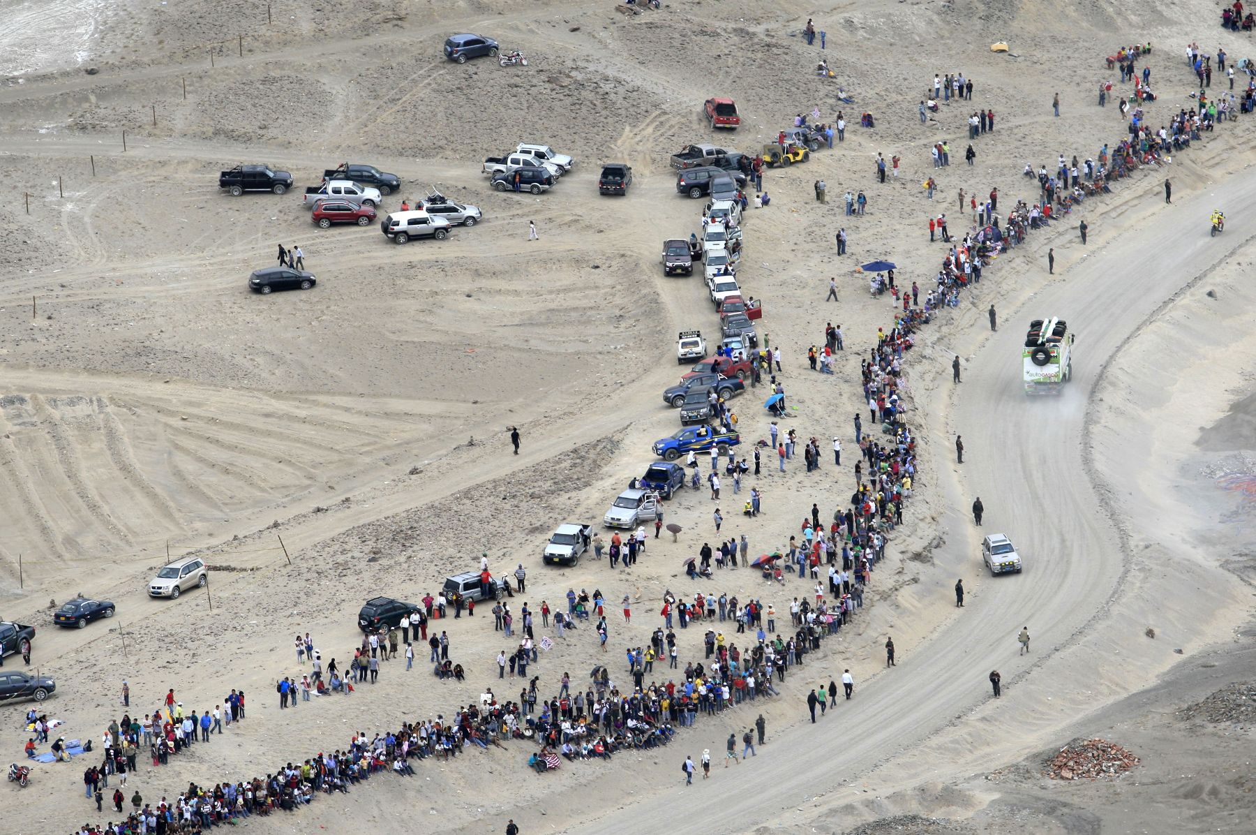 AREQUIPA, PERÚ - ENERO 08.Llegada de los participantes del Rally Dakar a la ciudad de Arequipa  2013.Foto: ANDINA/Carlos Lezama