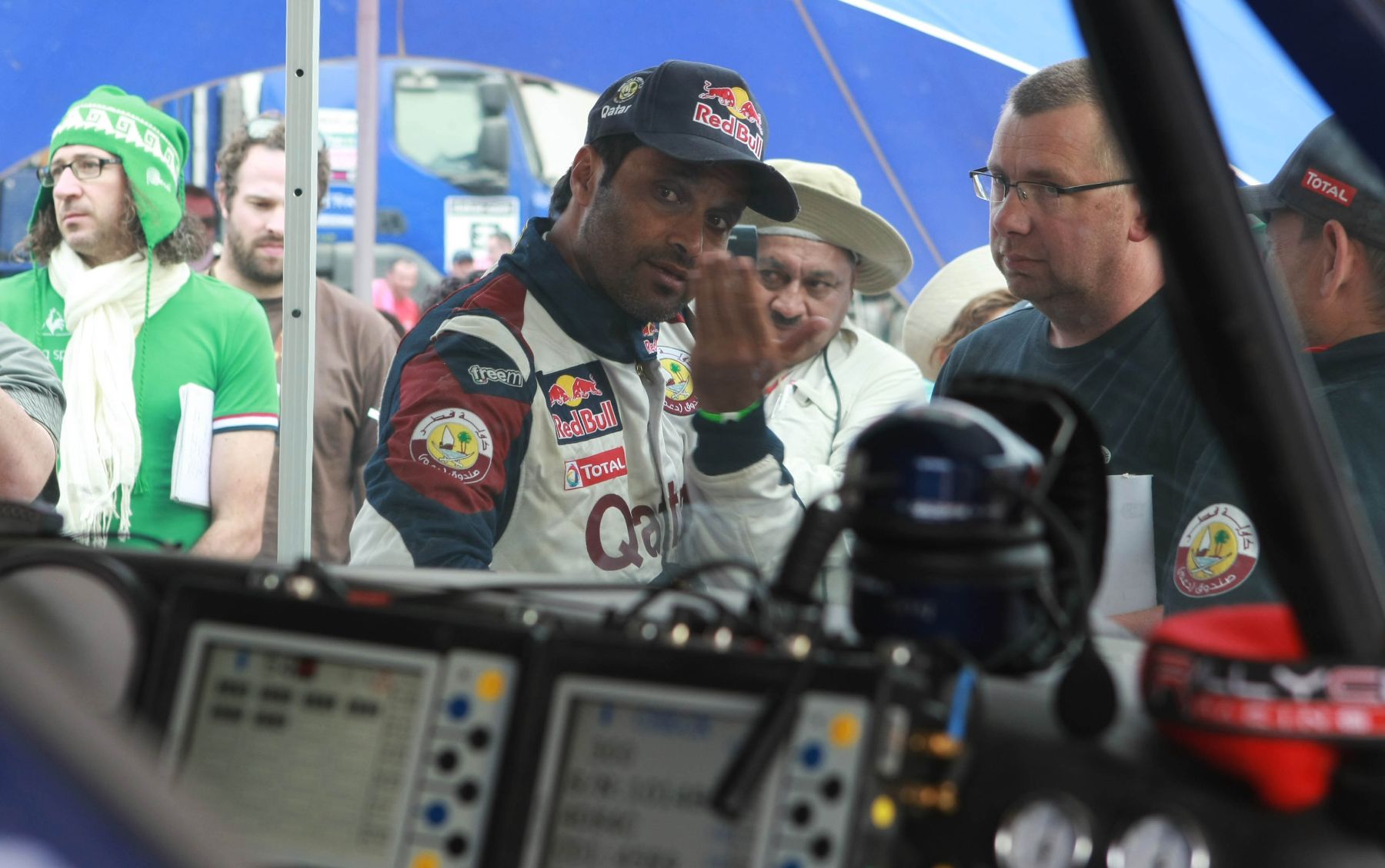 AREQUIPA, PERÚ - ENERO 09.Entrevista al principe de Qatar Nasser Al-Attiyah piloto de Red Bull que participa en el Rally Dakar 2013 Foto: ANDINA/Jack Ramón