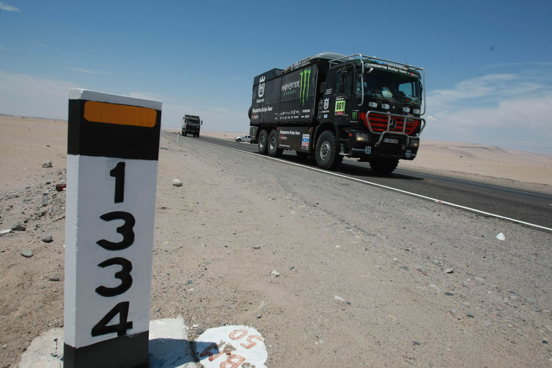 TACNA,PERÚ-ENERO 09.Rally Dakar 2013 deja suelo peruano  e ingresa al vecino pais de  Chile.Foto: ANDINA/Jack Ramón