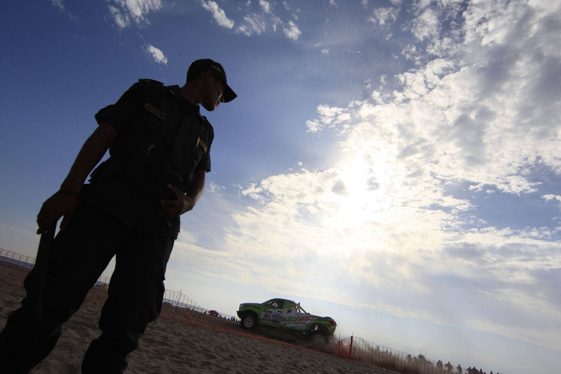 TACNA, PERÚ - ENERO 09. Rally Dakar Quinta etapa en la ciudad de Tacna 2013.Foto: ANDINA/Carlos Lezaman