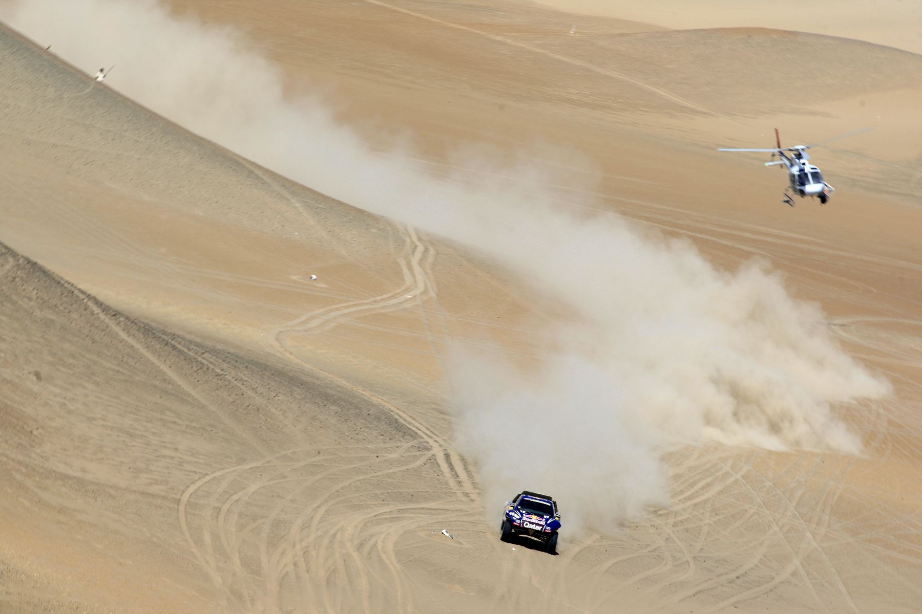 TACNA, PERÚ - ENERO 09. Rally Dakar Quinta etapa en la ciudad de Tacna 2013.Foto: ANDINA/Carlos Lezama