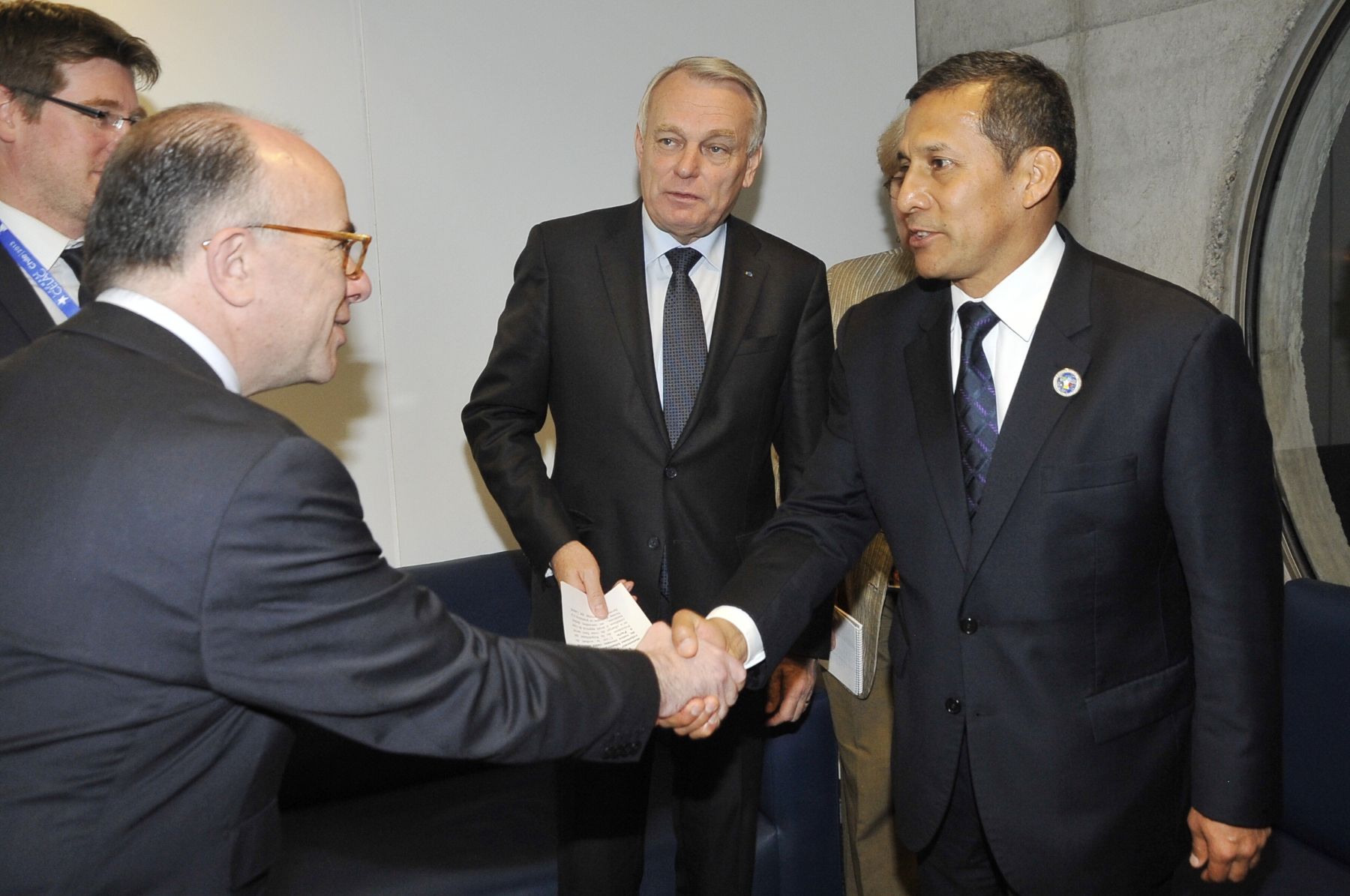 SANTIAGO, CHILE - ENERO 27. Como parte de sus actividades oficiales en Chile, el Presidente de la República, Ollanta Humala Tasso, sostuvo una reunión bilateral con el Primer Ministro de Francia, Jean-Marc Ayrault, quien participa en la I Cumbre Celac-UE en representación de su país y del mandatario François Hollande. Prensa/Presidencia