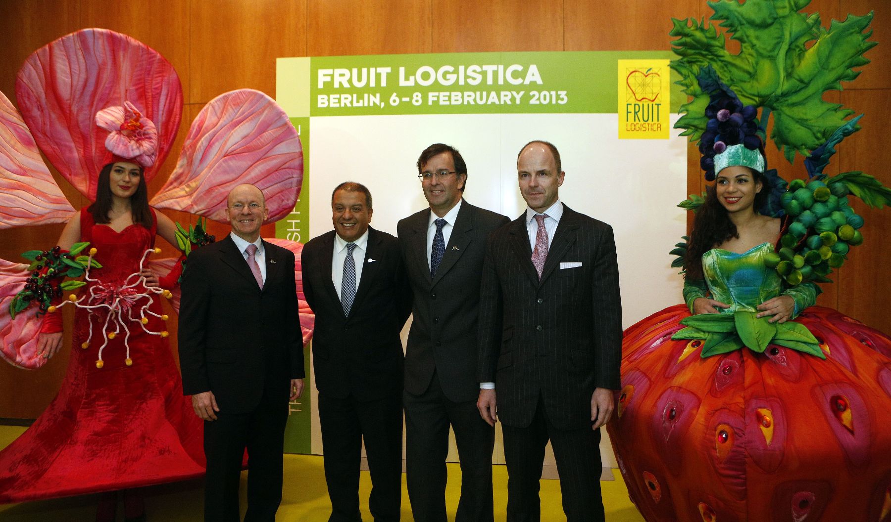Los ministros peruanos asistieron a la bienvenida de los participantes a la feria Fruit Logistica 2013 en Berlin. Foto: ANDINA-Paul Hahn (Promperu)