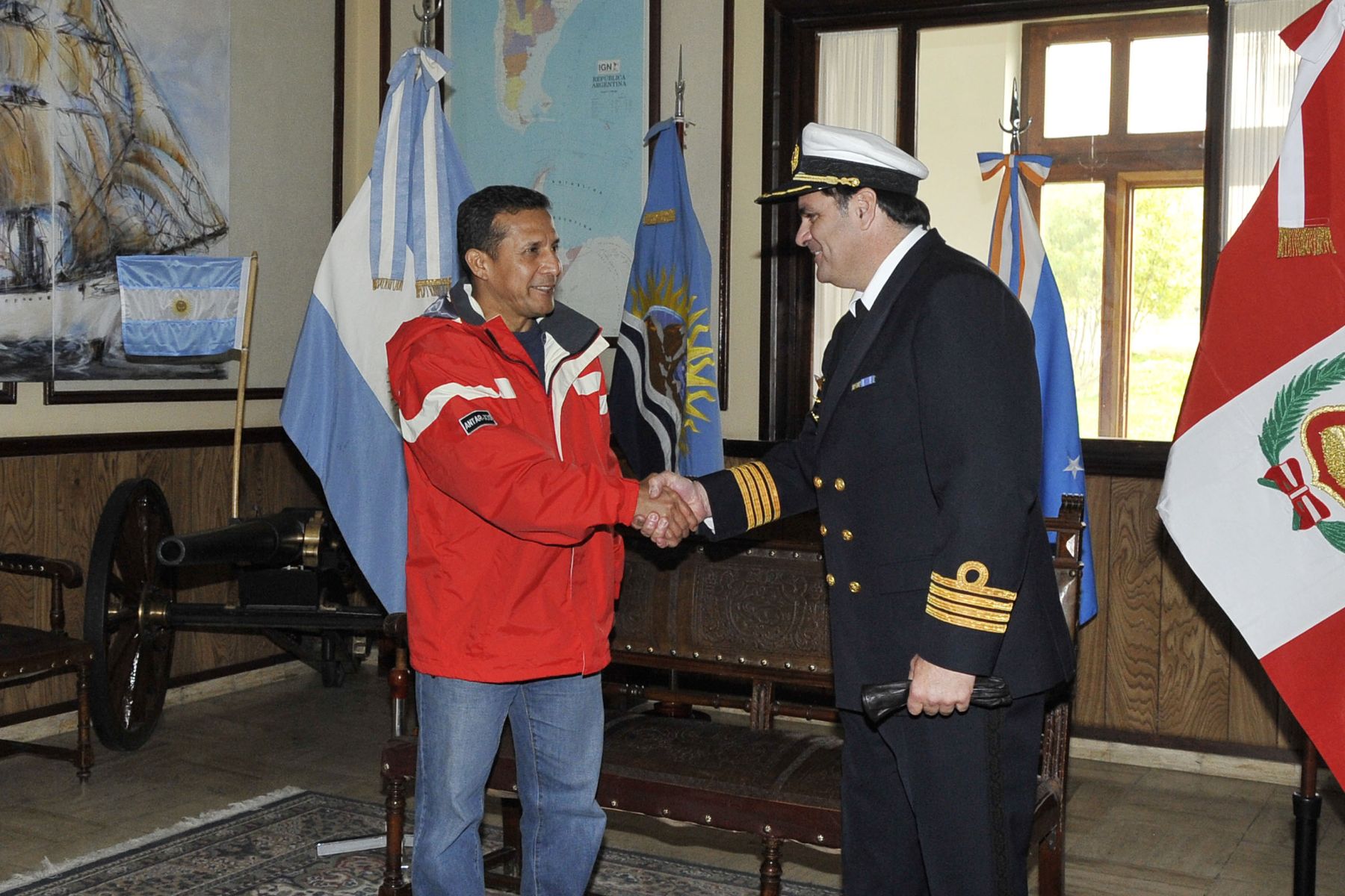 Presidente Ollanta Humala sostuvo contacto via tele llamada con BIC Humboldt y base Machu Picchu en la Antartida
Foto: ANDINA/Prensa Presidencia