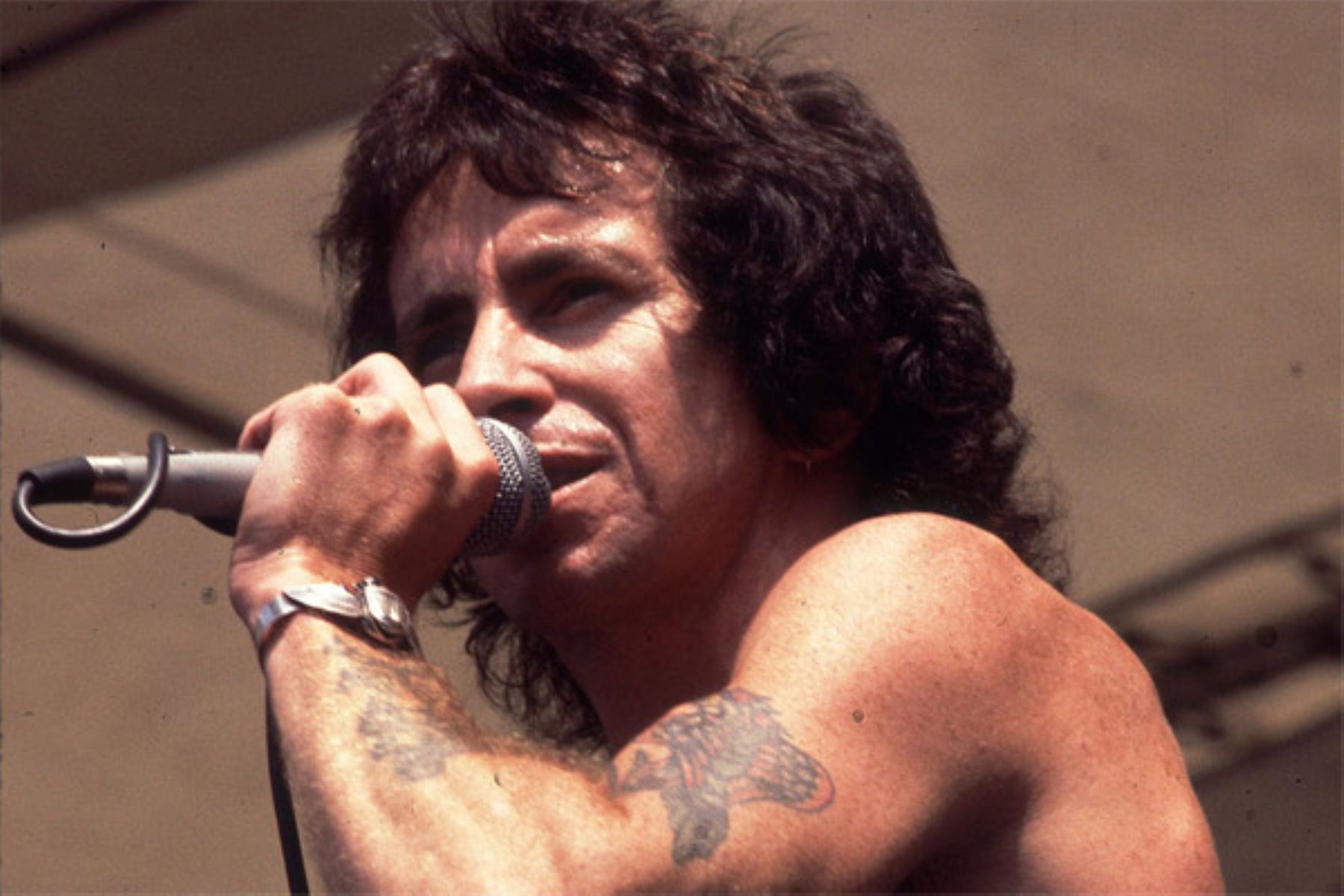Un día como hoy murió el líder de AC/DC Bon Scott | Noticias | Agencia Peruana de Noticias Andina