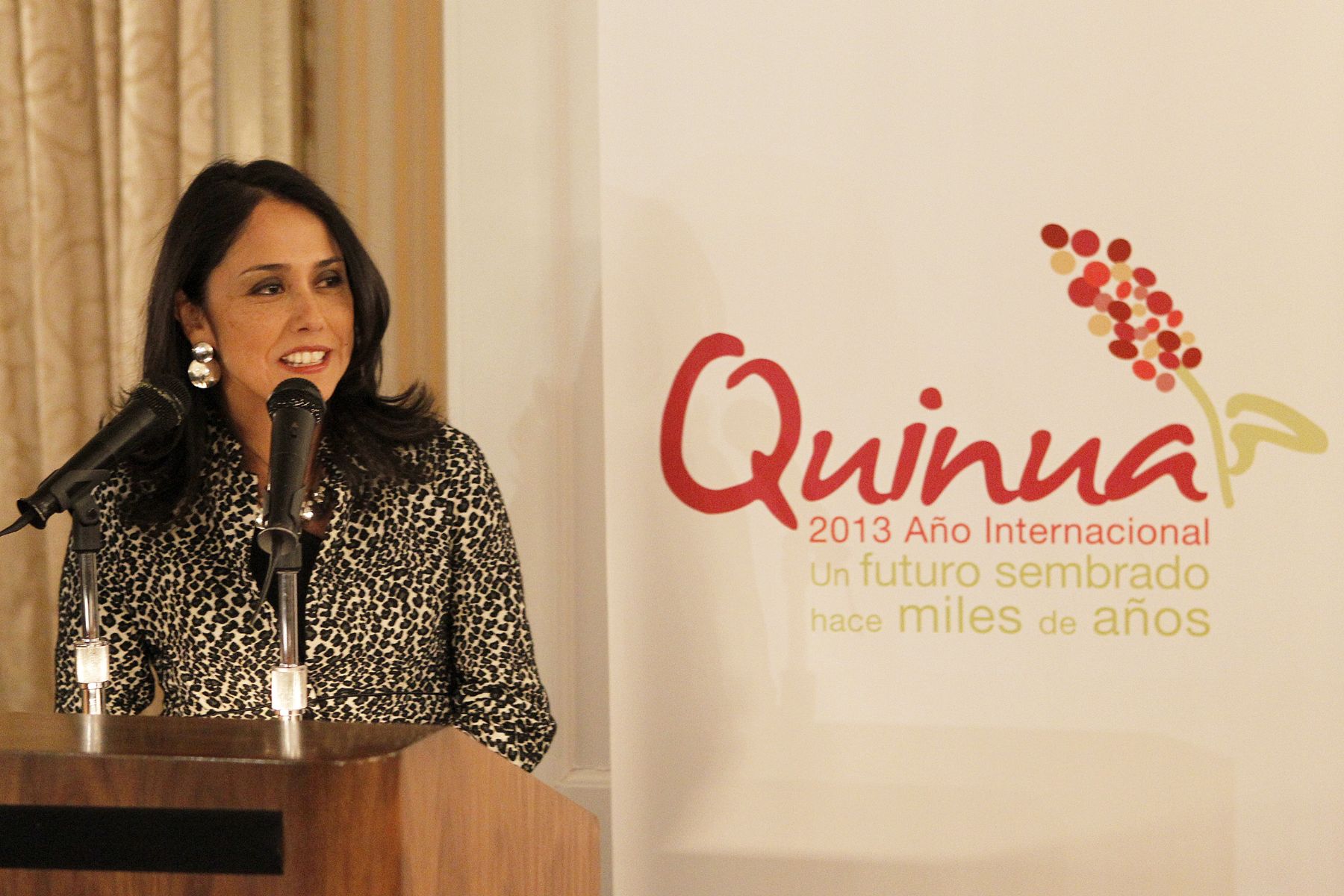 NEW YORK, ESTADOS UNIDOS. FEBRERO 19.  La Primera Dama de la Nación, Nadine Heredia, participó hoy en el encuentro comercial “La quinua como oportunidad” en la ciudad de Nueva York. Foto: ANDINA/Prensa Presidencia