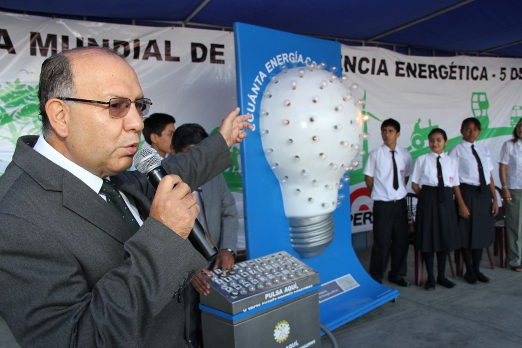 Lima, PERU.- Director general de Eficiencia Energética, José Eslava, en el Día Mundial de Eficiencia Energética.