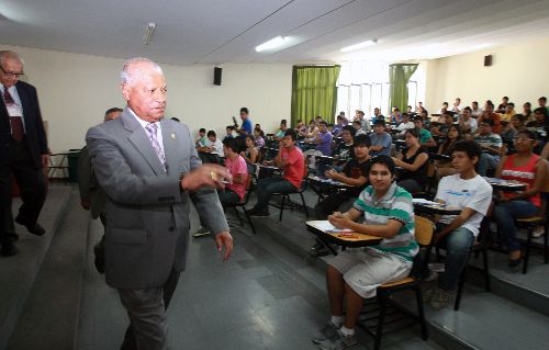 Foto: ANDINA/Norman Córdova.
